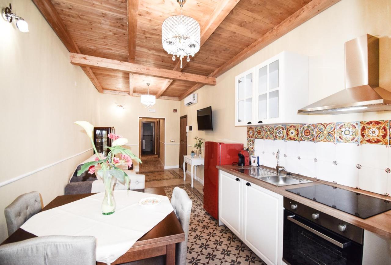Luxury Apartment Via Genova Palermo Kültér fotó