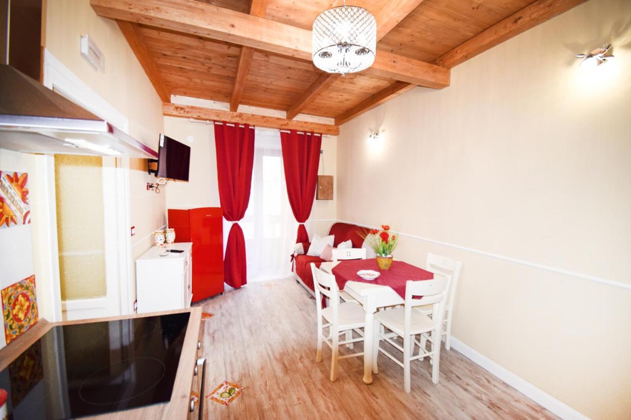 Luxury Apartment Via Genova Palermo Kültér fotó