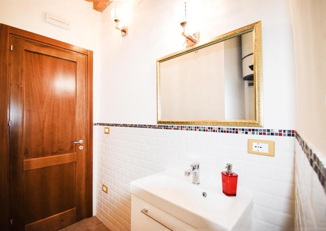 Luxury Apartment Via Genova Palermo Kültér fotó