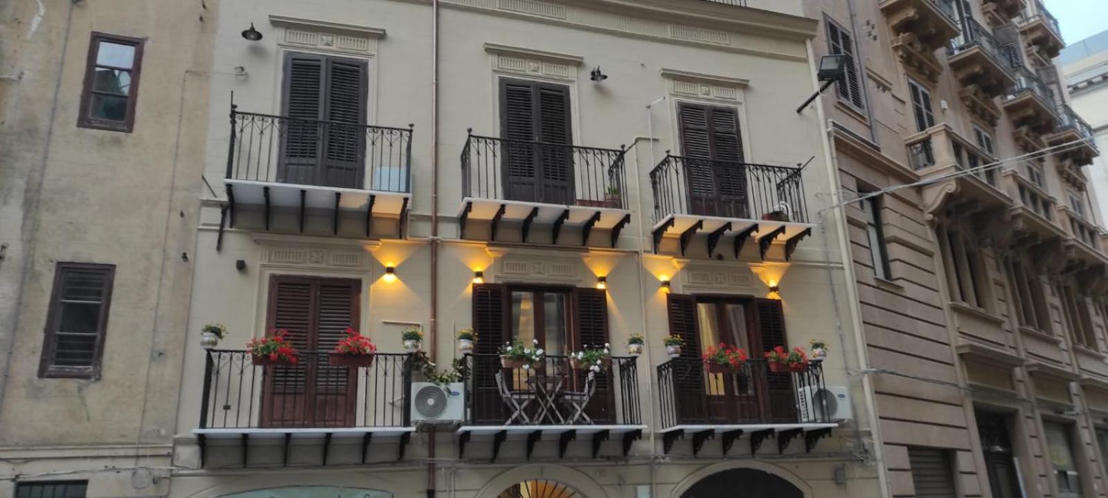 Luxury Apartment Via Genova Palermo Szoba fotó